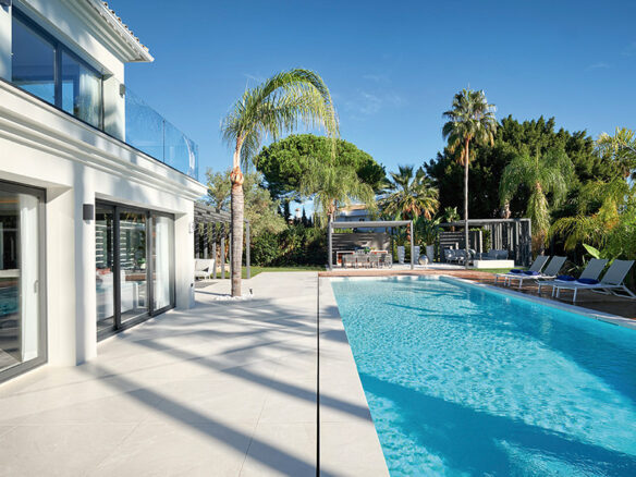 FOR SALE –  Luxury Villa  – Turnkey Scandinavian-Style in Las Brisas Marbella 🇪🇸