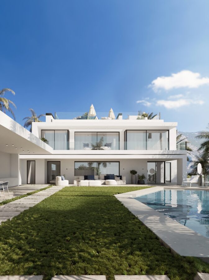 FOR SALE 🏡 Contemporary Villa with Sea & Mountain Views, Staff Apartment and Rooftop Solarium – Cascada de Camoján, Marbella