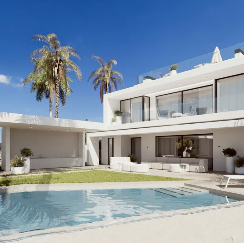 FOR SALE 🏡 Contemporary Villa with Sea & Mountain Views, Staff Apartment and Rooftop Solarium – Cascada de Camoján, Marbella