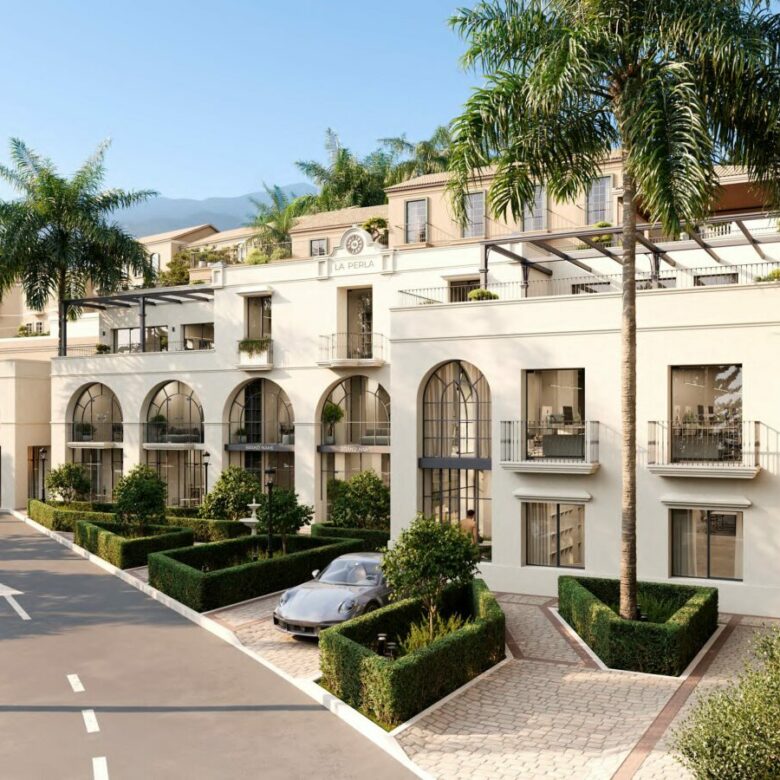 FOR SALE 🏢 Landmark Three-Level Business Centre with Flexible Commercial Spaces – Benahavís