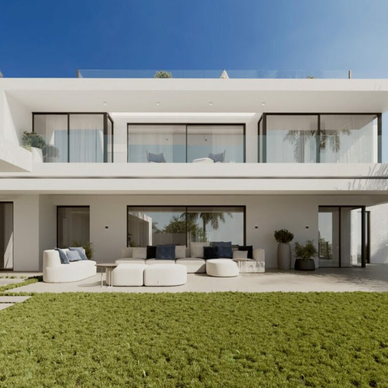 FOR SALE 🏡 Contemporary Villa with Sea & Mountain Views, Staff Apartment and Rooftop Solarium – Cascada de Camoján, Marbella