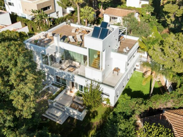 🇪🇸 Nueva Andalucía – Modern Luxury Villa For Sale 🌴🏡 Sea views