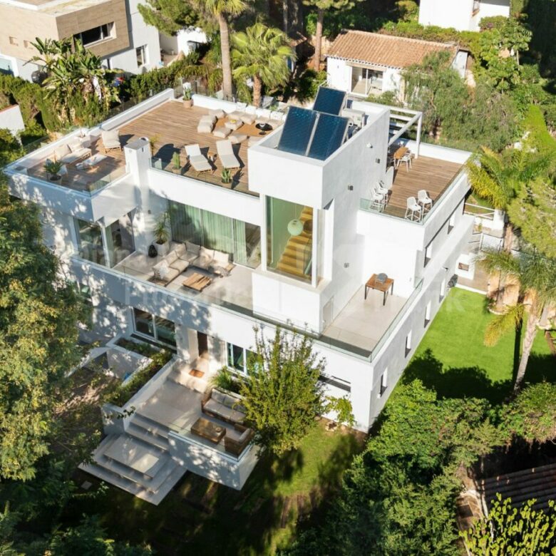 🇪🇸 Nueva Andalucía – Modern Luxury Villa For Sale 🌴🏡 Sea views