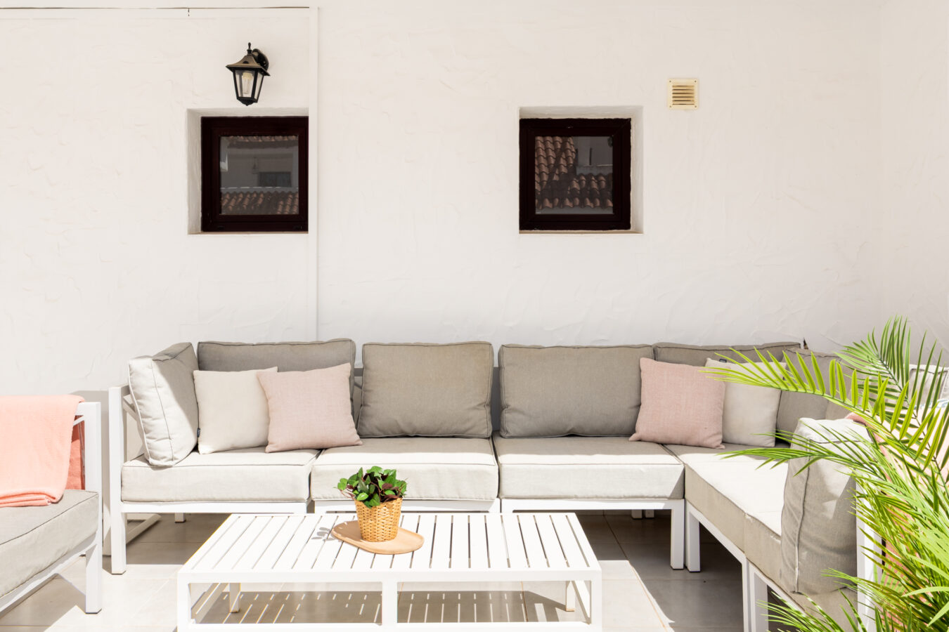 FOR SALE 🏡 Renovated Duplex Penthouse with Tourist Licence and La Concha Views – La Maestranza, Nueva Andalucía