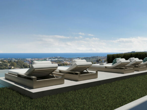 FOR SALE 🏡 Exceptional Andalusian Villa with Panoramic Sea Views – El Herrojo Alto, Benahavís