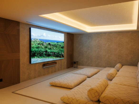 FOR SALE 🏡 Fully Furnished Contemporary Villa with Heated Pool, Smart Home & Panoramic Terrace – Golden Mile, Marbella