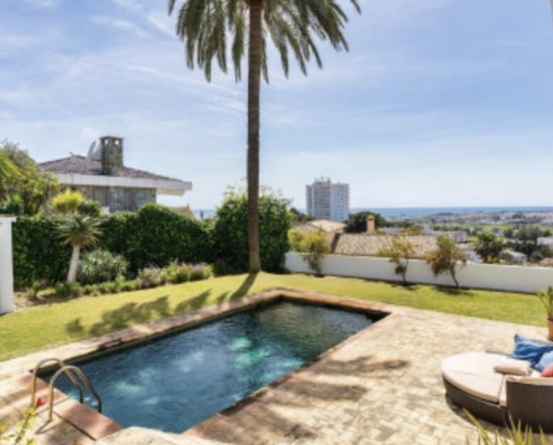 For Sale: Charming Hilltop Villa with Panoramic Views – Nueva Andalucía, Marbella 🇪🇸