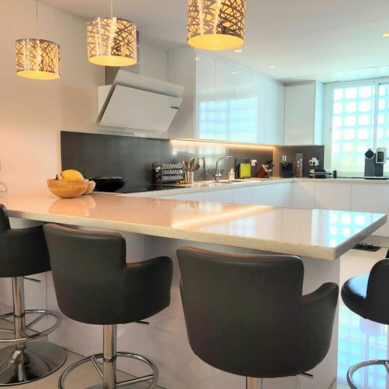 FOR SALE 🏡 Stylish Townhouse near the Beach – Atalaya de Rio Verde, Nueva Andalucía, Marbella