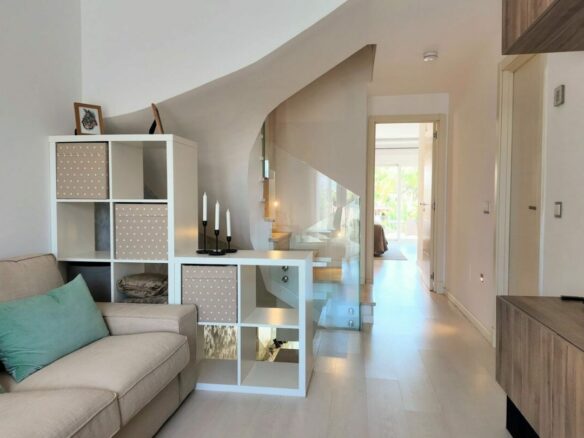 FOR SALE 🏡 Stylish Townhouse near the Beach – Atalaya de Rio Verde, Nueva Andalucía, Marbella