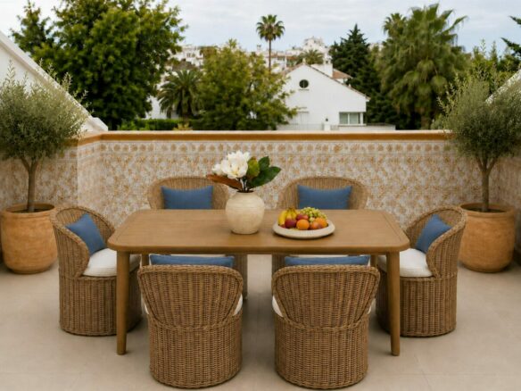 FOR SALE 🏡 Renovated 3 Bedroom Penthouse – Nueva Andalucía, Marbella