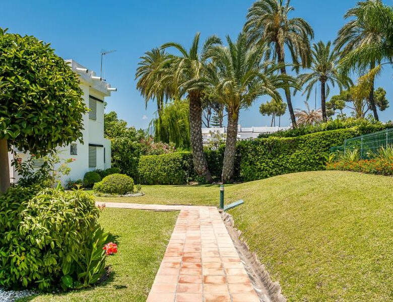 FOR SALE 🏡 Garden Townhouse near the Aloha Strip – Aloha Sur, Nueva Andalucía, Marbella