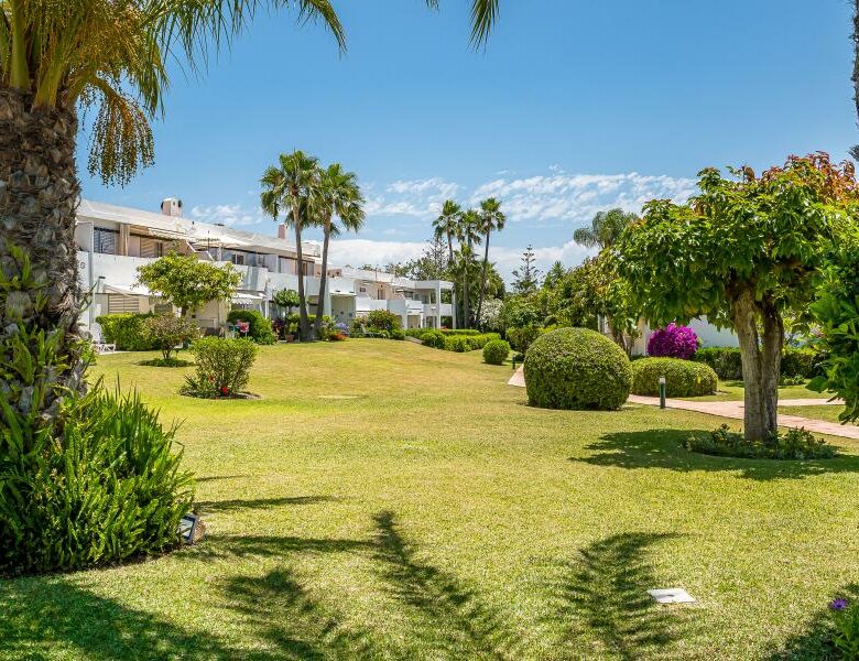 FOR SALE 🏡 Garden Townhouse near the Aloha Strip – Aloha Sur, Nueva Andalucía, Marbella