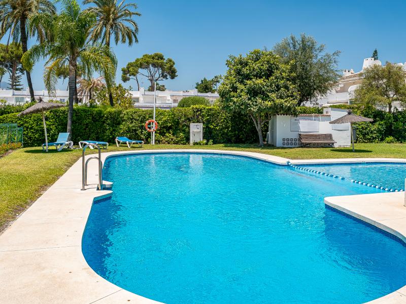 FOR SALE 🏡 Garden Townhouse near the Aloha Strip – Aloha Sur, Nueva Andalucía, Marbella