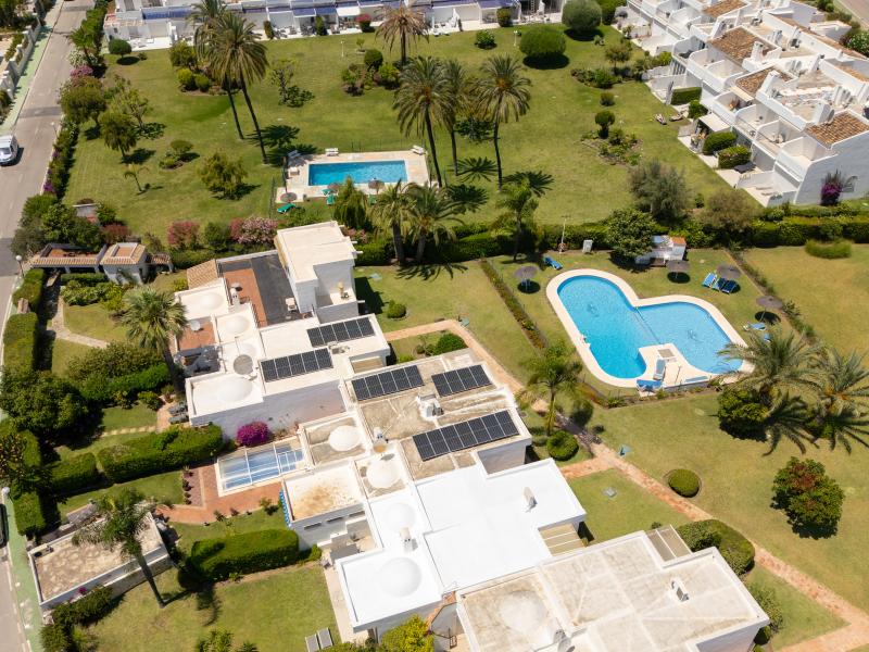 FOR SALE 🏡 Garden Townhouse near the Aloha Strip – Aloha Sur, Nueva Andalucía, Marbella