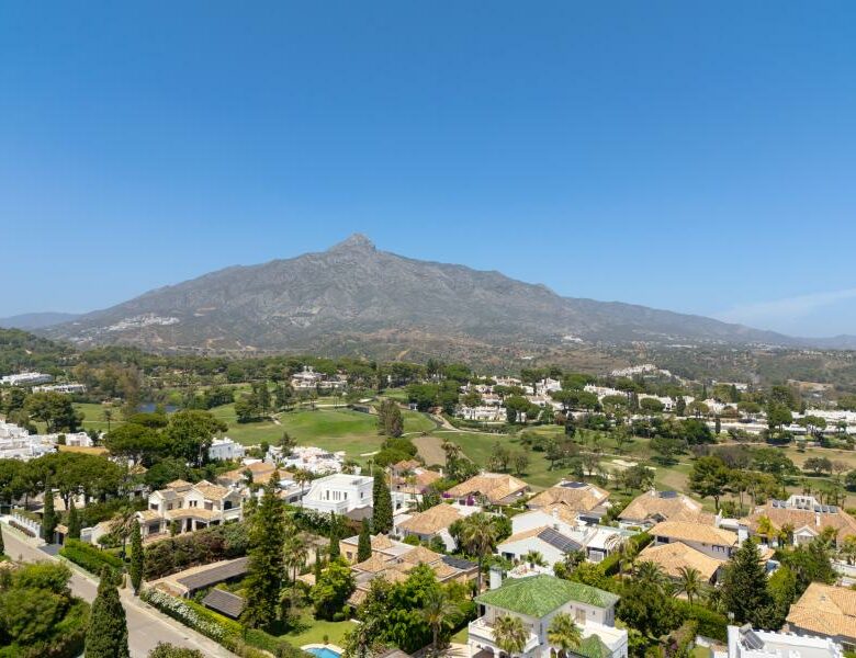 FOR SALE 🏡 Garden Townhouse near the Aloha Strip – Aloha Sur, Nueva Andalucía, Marbella