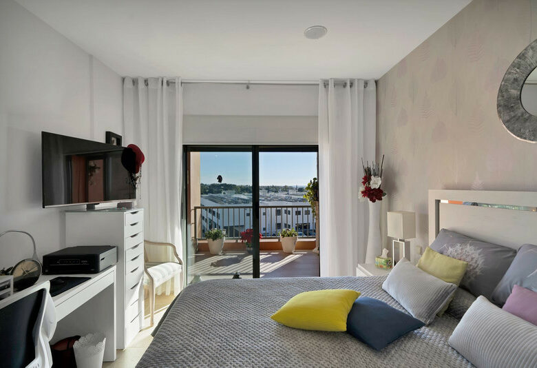 FOR SALE 🏡 Elegant Two Bedroom Apartment – Benatalaya, Atalaya, Estepona