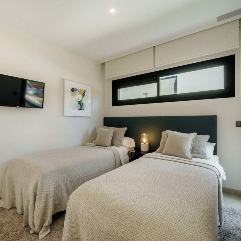 FOR SALE 🏡 Banus Bay Semi-Detached Villa – Nueva Andalucía, Marbella