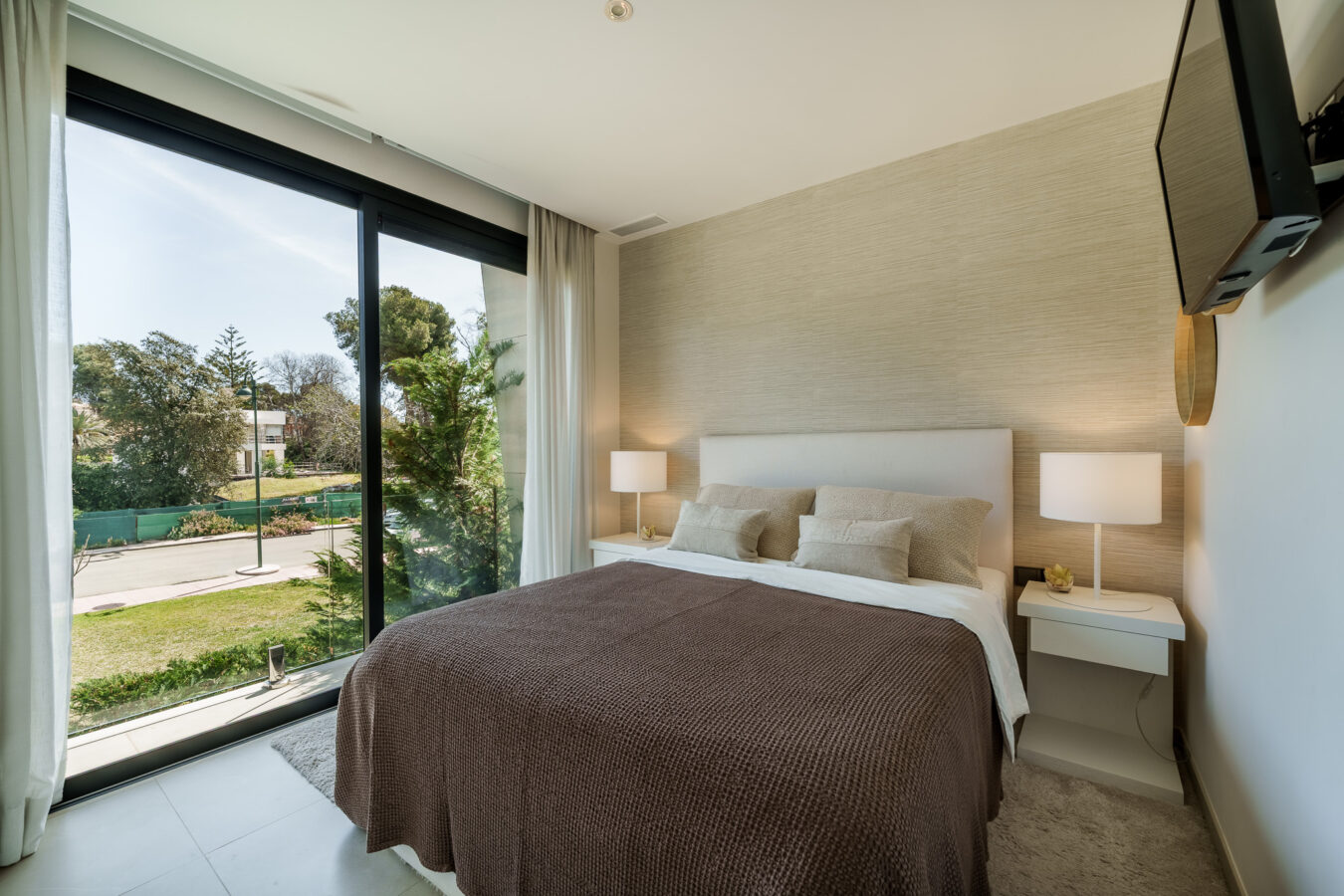 FOR SALE 🏡 Banus Bay Semi-Detached Villa – Nueva Andalucía, Marbella