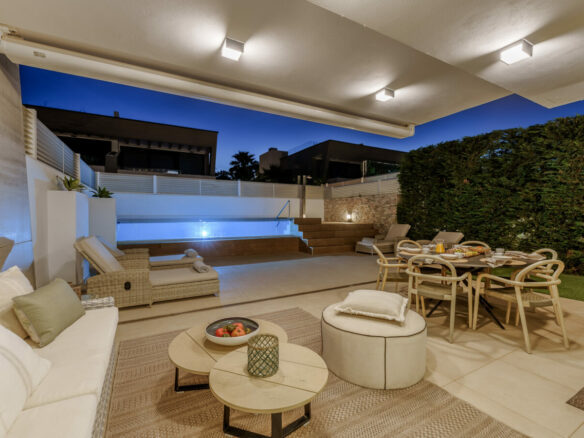 FOR SALE 🏡 Banus Bay Semi-Detached Villa – Nueva Andalucía, Marbella
