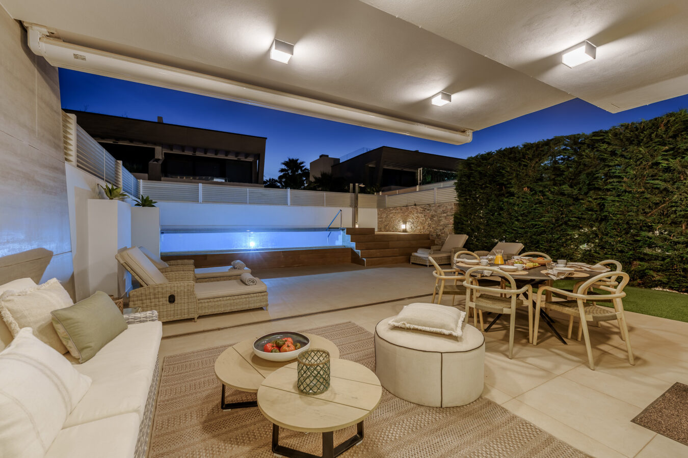 FOR SALE 🏡 Banus Bay Semi-Detached Villa – Nueva Andalucía, Marbella