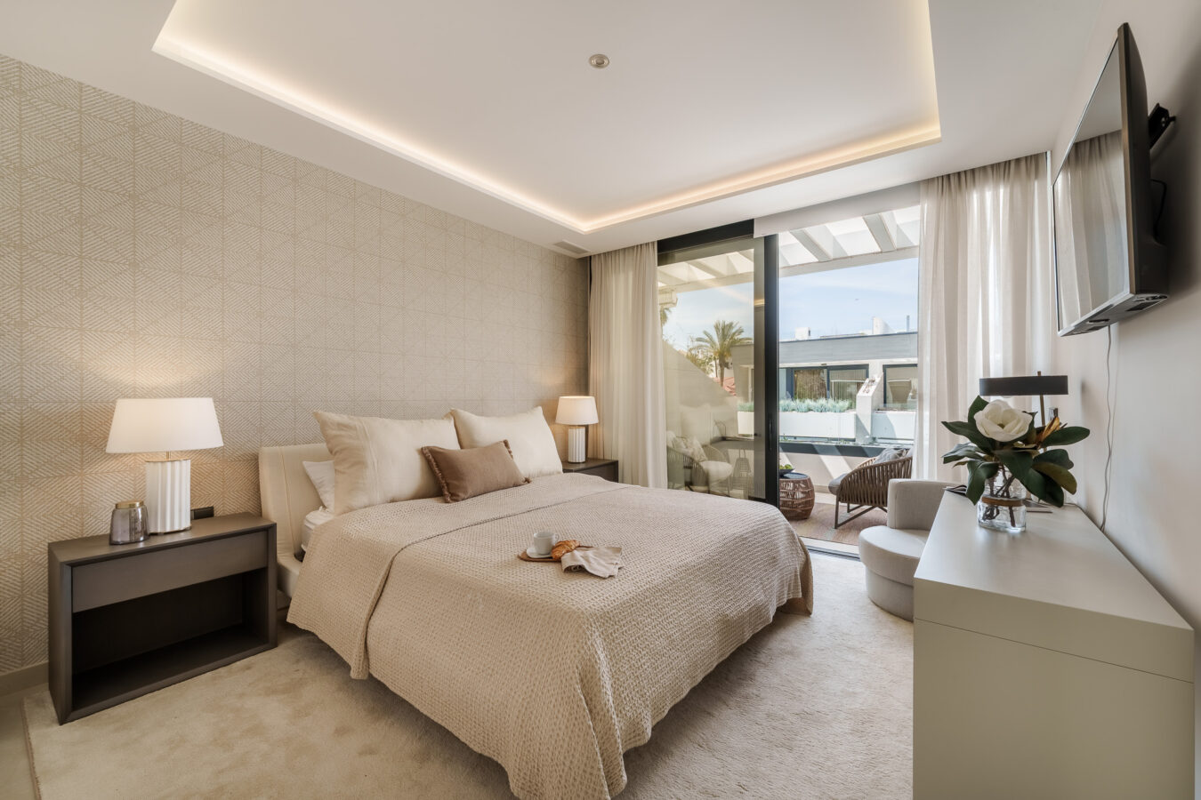 FOR SALE 🏡 Banus Bay Semi-Detached Villa – Nueva Andalucía, Marbella