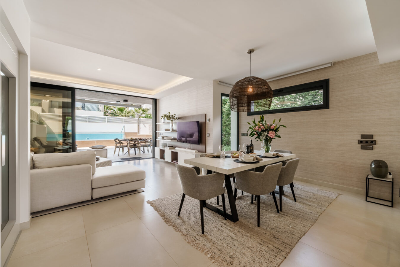 FOR SALE 🏡 Banus Bay Semi-Detached Villa – Nueva Andalucía, Marbella