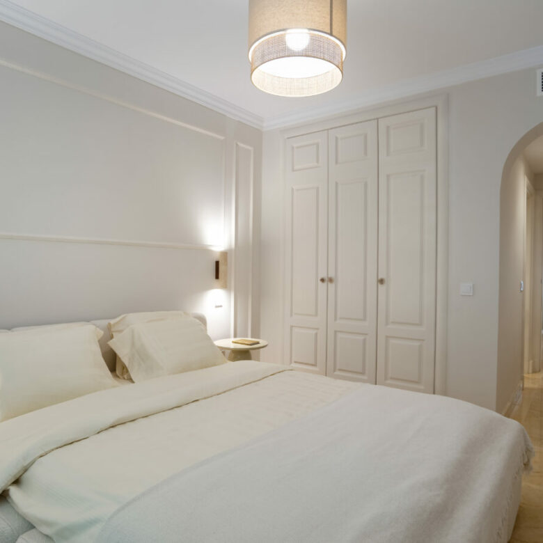 FOR SALE 🏡 Renovated Ground-Floor Apartment with Direct Pool Access – Sierra Blanca, Golden Mile, Marbella