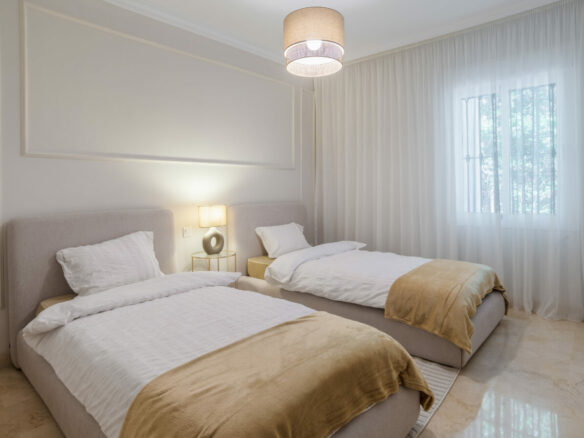 FOR SALE 🏡 Renovated Ground-Floor Apartment with Direct Pool Access – Sierra Blanca, Golden Mile, Marbella