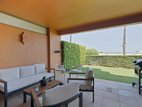 FOR SALE 🏡 Ground Floor Garden Apartment – Benatalaya, Atalaya, Estepona