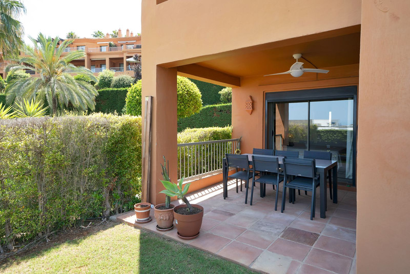 FOR SALE 🏡 Ground Floor Garden Apartment – Benatalaya, Atalaya, Estepona