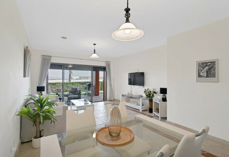 FOR SALE 🏡 Ground Floor Garden Apartment – Benatalaya, Atalaya, Estepona