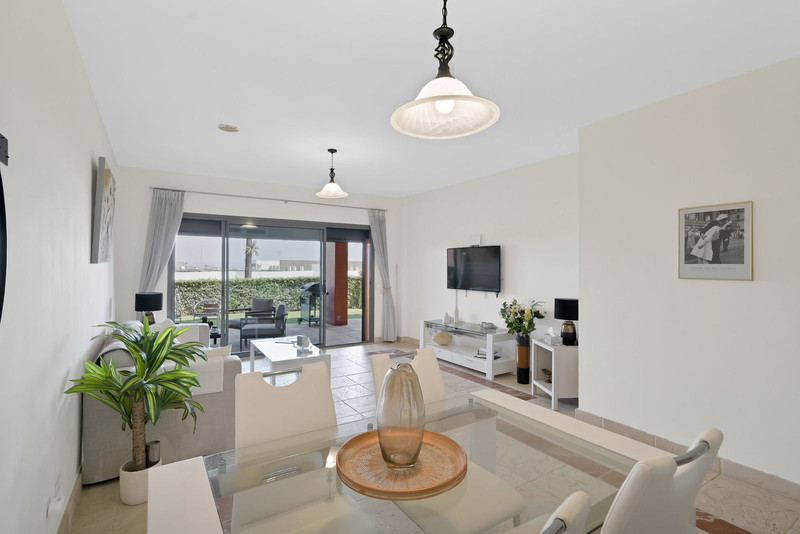 FOR SALE 🏡 Ground Floor Garden Apartment – Benatalaya, Atalaya, Estepona