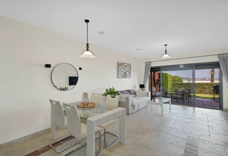 FOR SALE 🏡 Ground Floor Garden Apartment – Benatalaya, Atalaya, Estepona