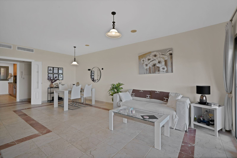 FOR SALE 🏡 Ground Floor Garden Apartment – Benatalaya, Atalaya, Estepona