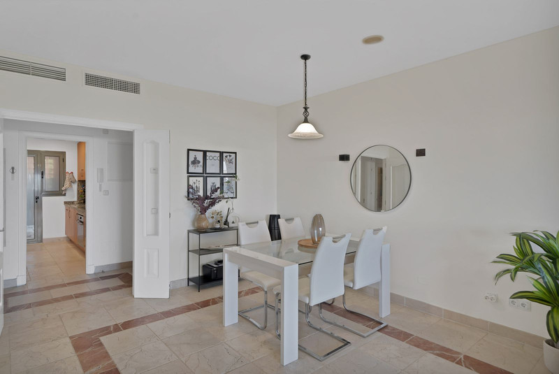 FOR SALE 🏡 Ground Floor Garden Apartment – Benatalaya, Atalaya, Estepona