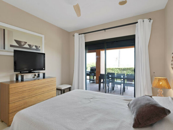 FOR SALE 🏡 Ground Floor Garden Apartment – Benatalaya, Atalaya, Estepona