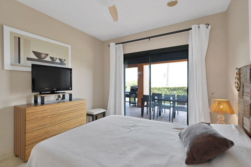 FOR SALE 🏡 Ground Floor Garden Apartment – Benatalaya, Atalaya, Estepona