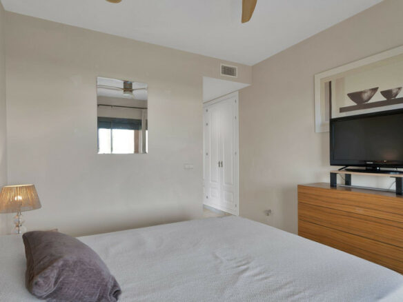 FOR SALE 🏡 Ground Floor Garden Apartment – Benatalaya, Atalaya, Estepona