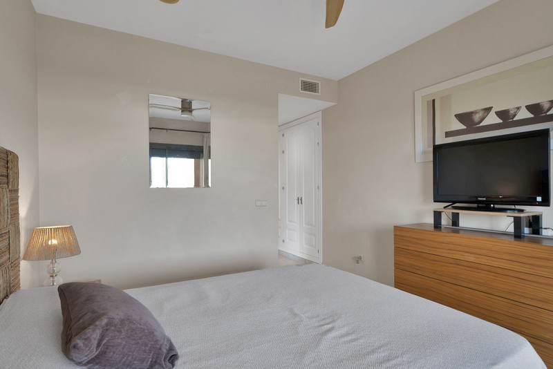 FOR SALE 🏡 Ground Floor Garden Apartment – Benatalaya, Atalaya, Estepona