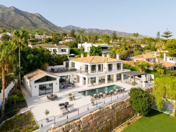 For Sale – Villa Rocio – Fascinating Contemporary Villa in Prime Location