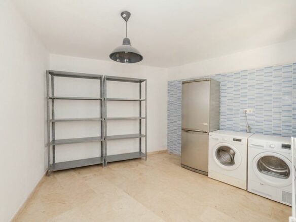 FOR SALE 🏡 380 M2 Duplex Garden Apartment with Reform Potential – Birdie Club, Río Real, Marbella