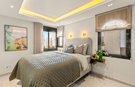 FOR SALE 🏡 Renovated Apartment with Sea Views – Coto Real, Golden Mile, Marbella