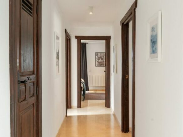 FOR SALE 🏡 Charming Family Villa with Sea Views – Sierrezuela, Mijas