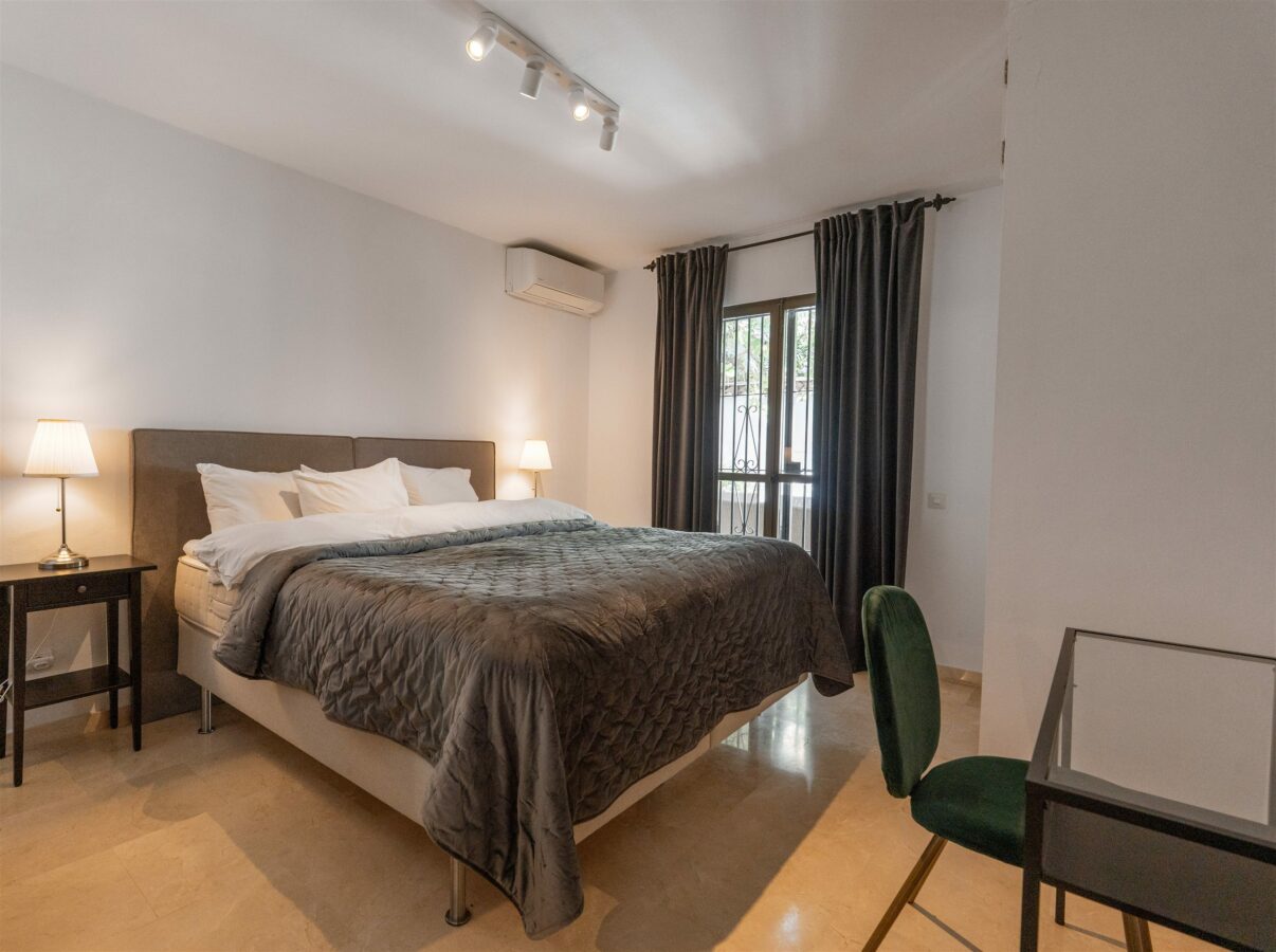 FOR SALE 🏡 Charming Family Villa with Sea Views – Sierrezuela, Mijas