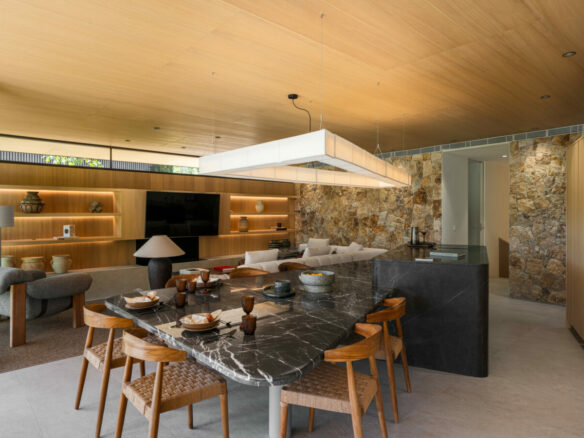 FOR SALE 🏡 Striking Modern Villa with Sea Views in the Golf Valley – La Cerquilla, Nueva Andalucía