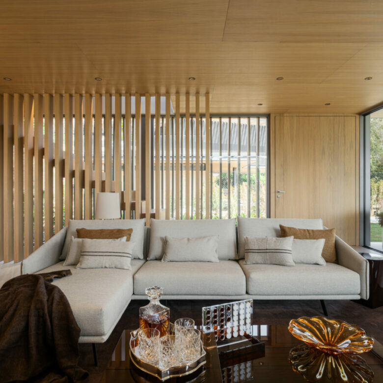 FOR SALE 🏡 Architect-Designed Modern Villa with Mediterranean Views – La Cerquilla, Nueva Andalucía