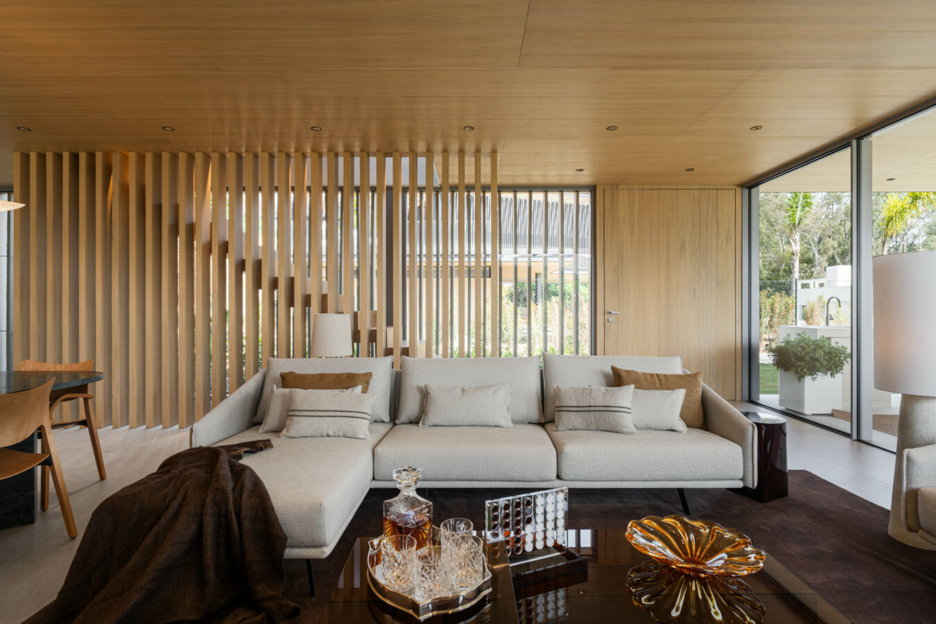 FOR SALE 🏡 Architect-Designed Modern Villa with Mediterranean Views – La Cerquilla, Nueva Andalucía