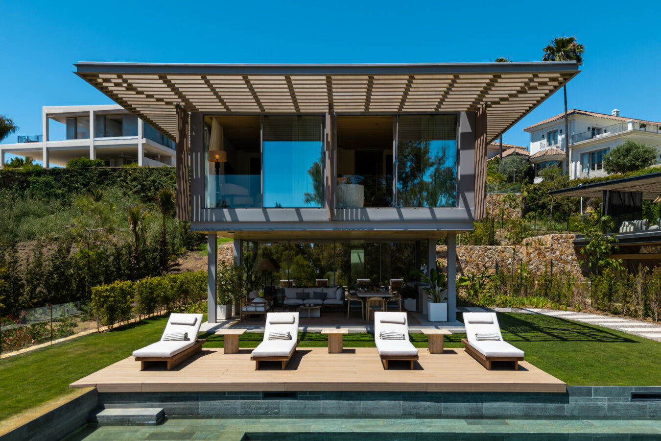 FOR SALE 🏡 Architect-Designed Modern Villa with Mediterranean Views – La Cerquilla, Nueva Andalucía