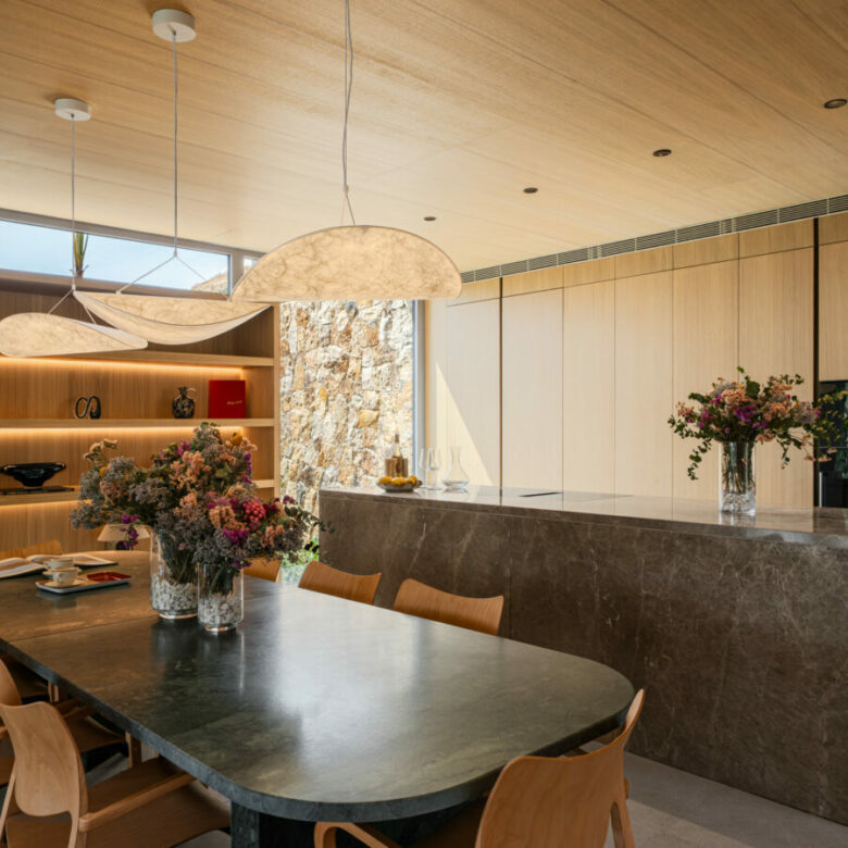 FOR SALE 🏡 Architect-Designed Modern Villa with Mediterranean Views – La Cerquilla, Nueva Andalucía