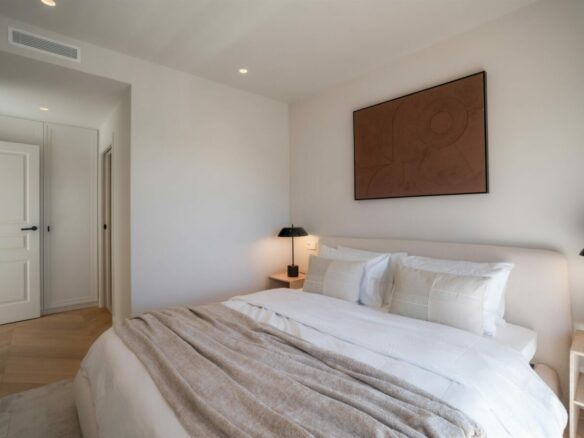 FOR SALE 🏡 Renovated Duplex Penthouse with Sea Views – El Alminar, Nueva Andalucía, Marbella
